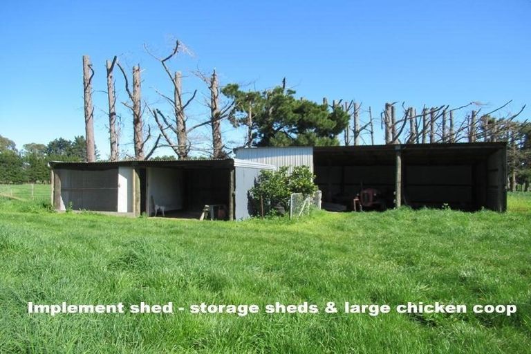 Photo of property in 308a Fabians Road, Morison Bush, Greytown, 5794