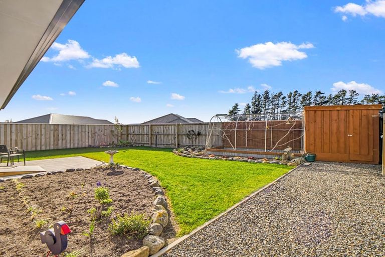 Photo of property in 37 Greig Crescent, Amberley, 7410