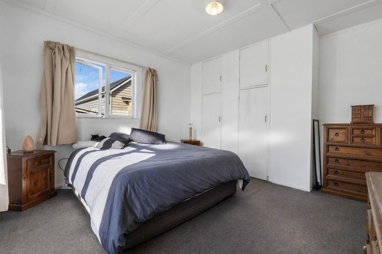 Photo of property in 16b Maire Street, Inglewood, 4330