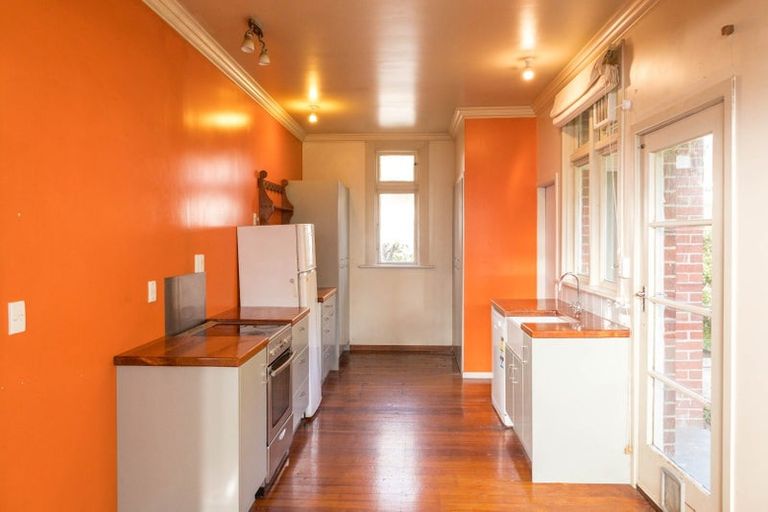 Photo of property in 27 Woodhaugh Street, Woodhaugh, Dunedin, 9010