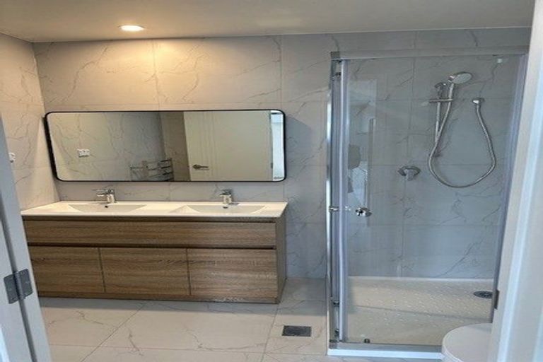 Photo of property in 20 Rorotu Avenue, Karaka, 2113