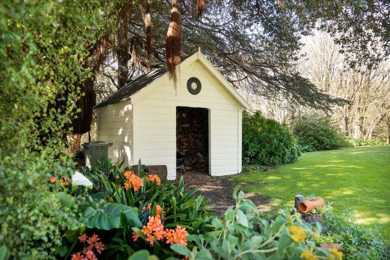 Photo of property in 559 Cape Palliser Road, Whangaimoana, Featherston, 5772