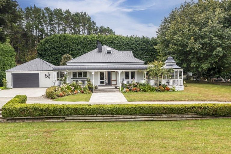 Photo of property in 378 Wimbledon Road, Porangahau, 4292