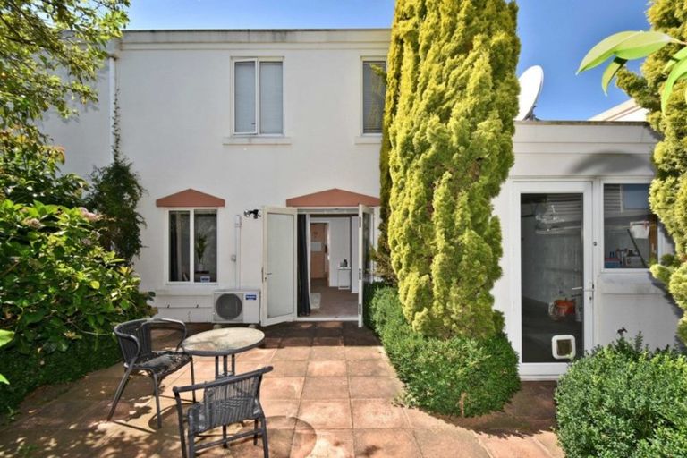 Photo of property in 66b Peverel Street, Riccarton, Christchurch, 8041