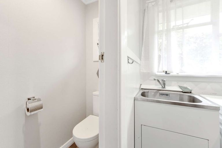 Photo of property in 20 Seymour Street, Gore, 9710