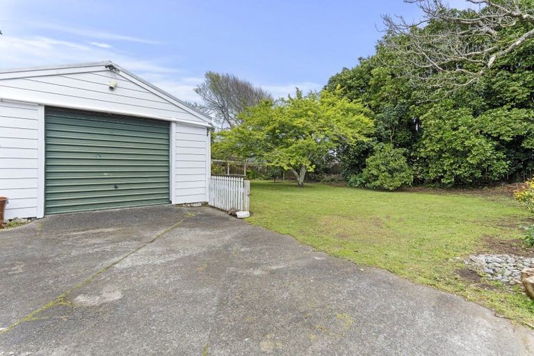 Photo of property in 40 Princess Street, Waitara, 4320