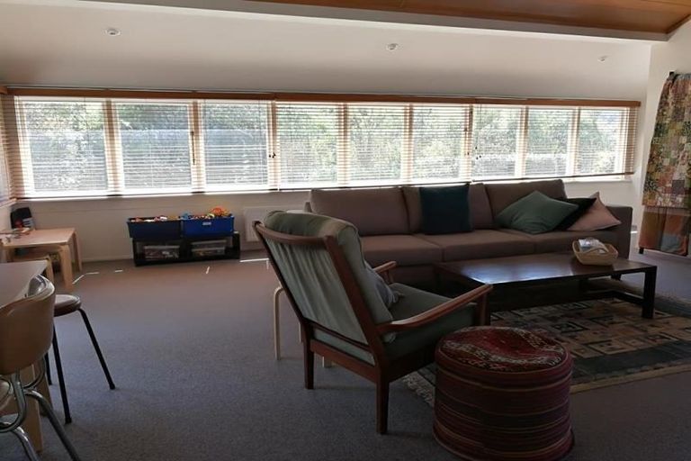 Photo of property in 25 Putnam Street, Northland, Wellington, 6012