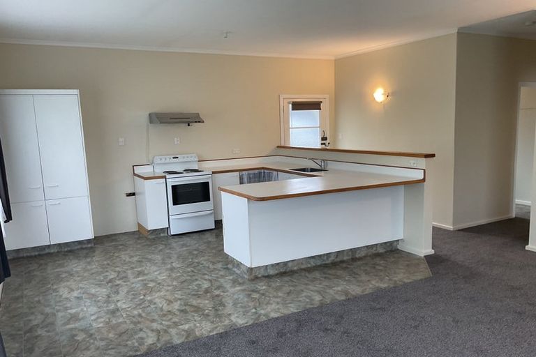 Photo of property in 1 Colonel Place, Featherston, 5710