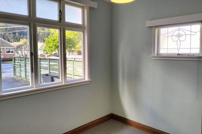 Photo of property in 12 Seddon Street, Wallaceville, Upper Hutt, 5018