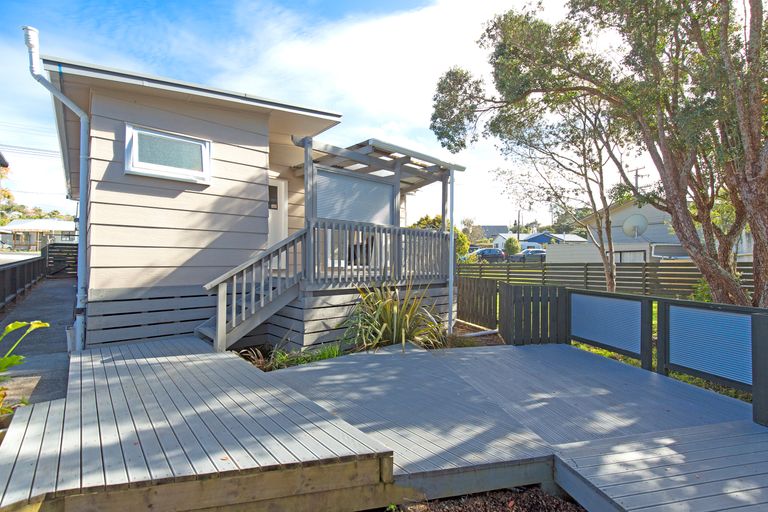 Photo of property in 7 Langton Road, Stanmore Bay, Whangaparaoa, 0932