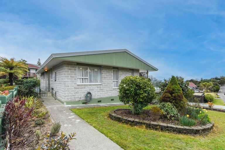 Photo of property in 5 Montrose Drive, Atawhai, Nelson, 7010