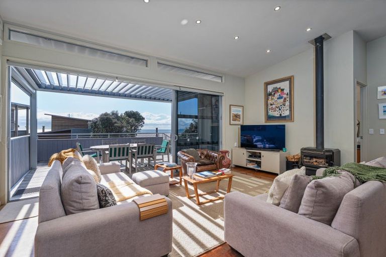 Photo of property in 372 Tangiora Avenue, Whangapoua, Coromandel, 3582