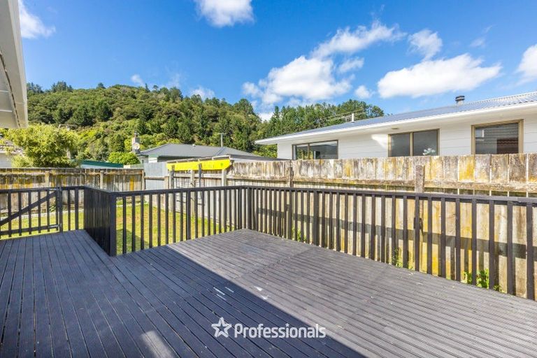 Photo of property in 15f1-a Lane Street, Wallaceville, Upper Hutt, 5018