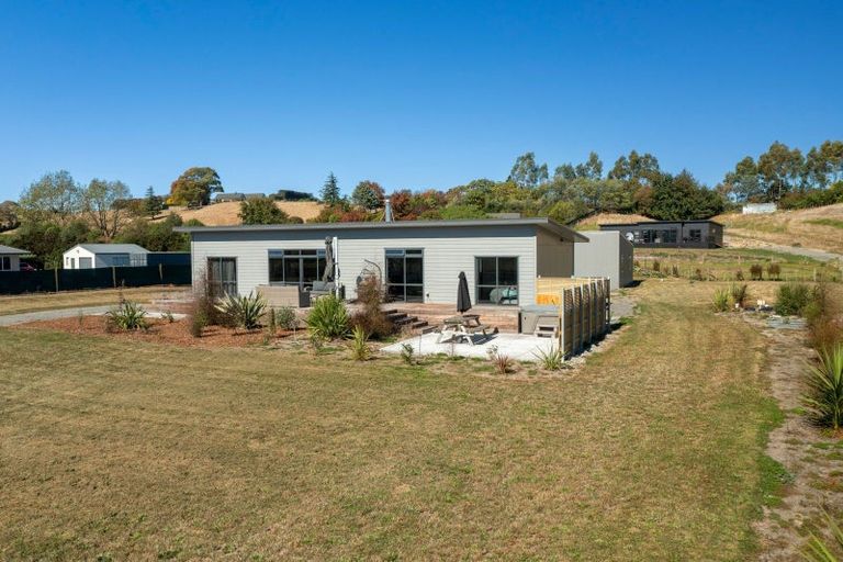 Photo of property in 81 Kyle Road, Waipukurau, 4281