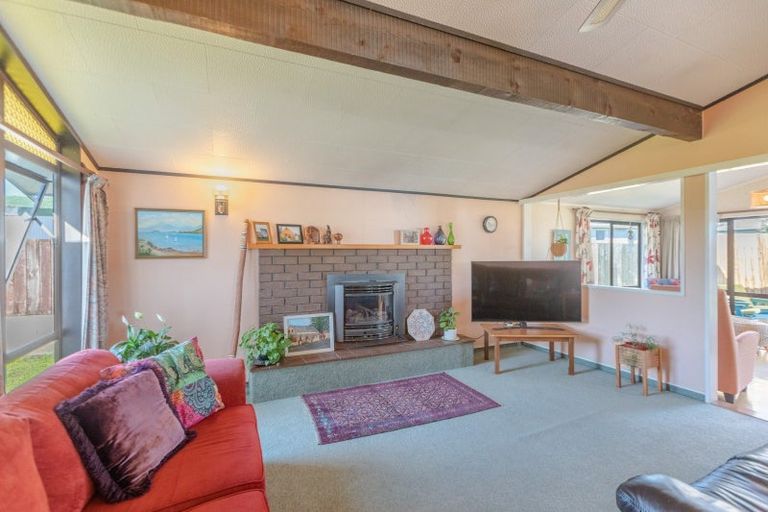 Photo of property in 23 Bennett Street, Waipawa, 4210