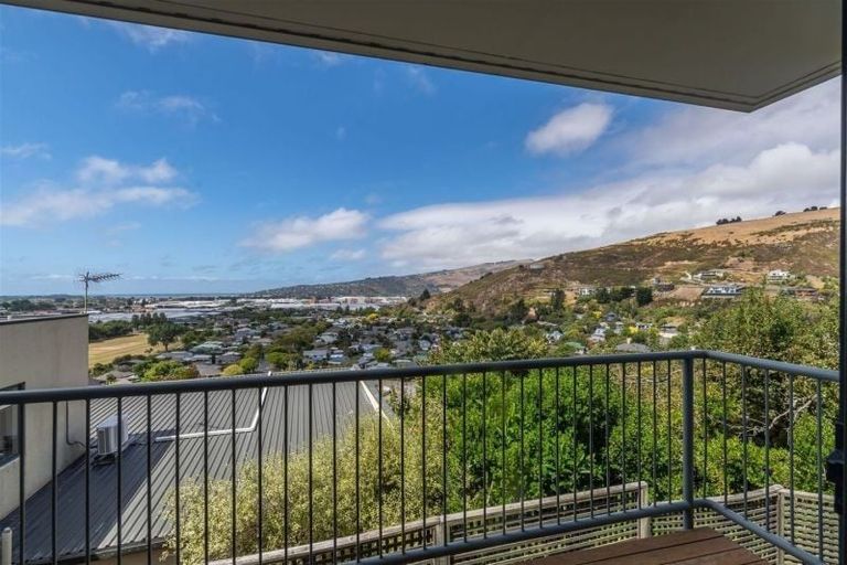 Photo of property in 1/13 Glenelg Spur, Hillsborough, Christchurch, 8022