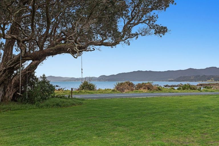 Photo of property in 21 Orete Point Road, Waihau Bay, Te Kaha, 3199