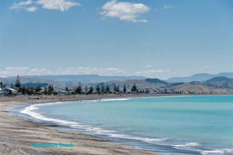 Photo of property in 42 Charles Street, Westshore, Napier, 4110