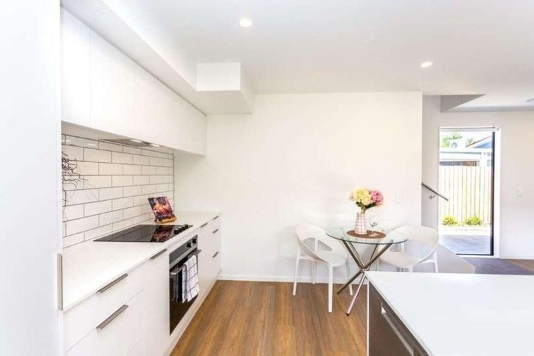 Photo of property in 167b Geraldine Street, Edgeware, Christchurch, 8013