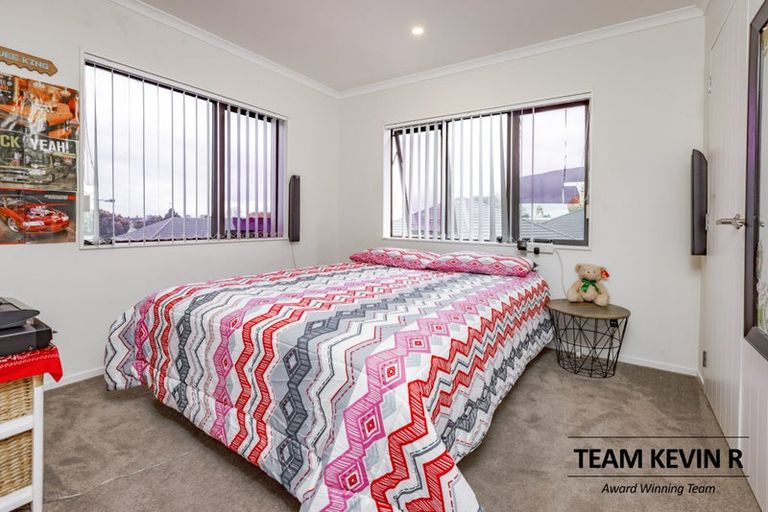 Photo of property in 118b Great South Road, Manurewa, Auckland, 2102