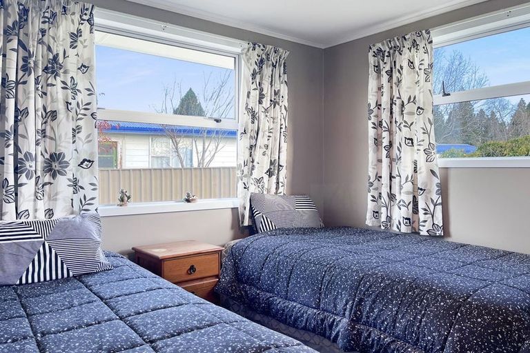 Photo of property in 24 Omahau Crescent, Twizel, 7901