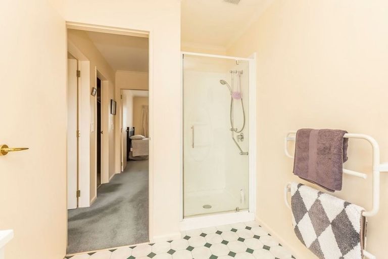 Photo of property in Miramar Villas, 23/3u Byron Street, Miramar, Wellington, 6022