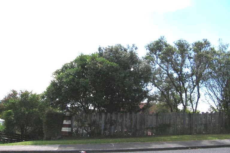 Photo of property in 27 Holt Avenue, Torbay, Auckland, 0630