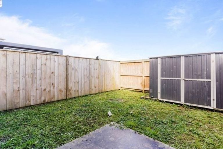 Photo of property in 39a Soaring Bird Drive, Takanini, 2112