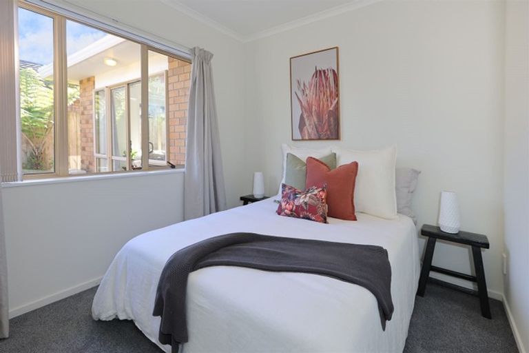 Photo of property in 40 Basra Drive, Henderson, Auckland, 0612