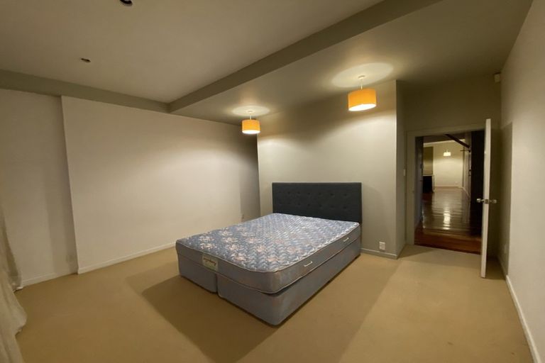 Photo of property in 2u7 King Street, Mount Cook, Wellington, 6021