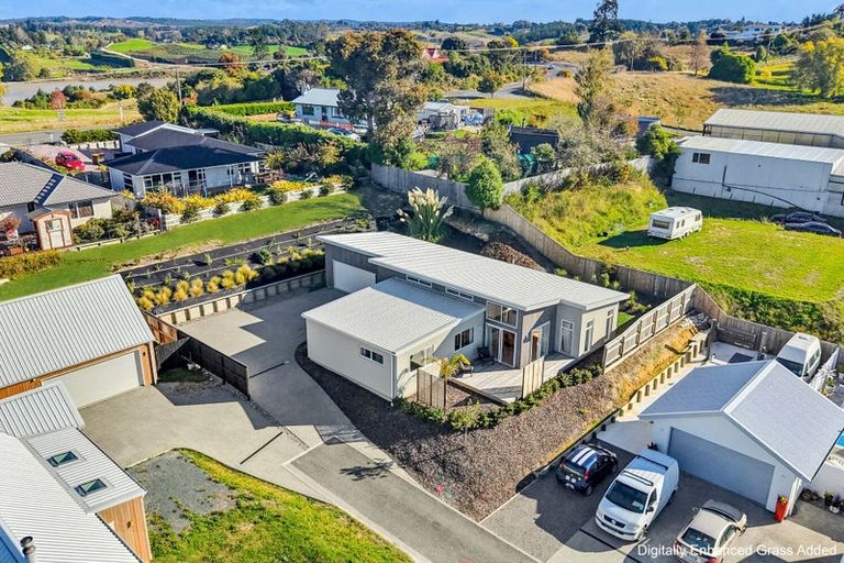 Photo of property in 71 Les Wakefield Road, Mapua, 7005