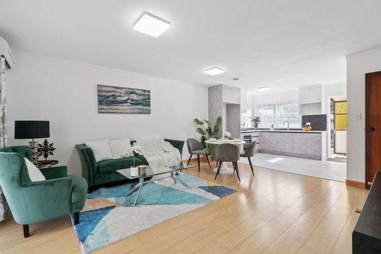 Photo of property in 3/134 Great South Road, Manurewa, Auckland, 2102