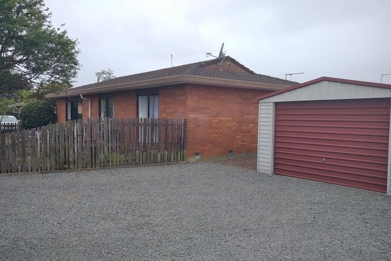 Photo of property in 1/126b Inwoods Close, Parklands, Christchurch, 8083