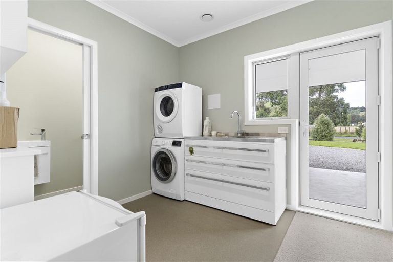 Photo of property in 672e Te Whiti Road, Te Whiti, Masterton, 5884