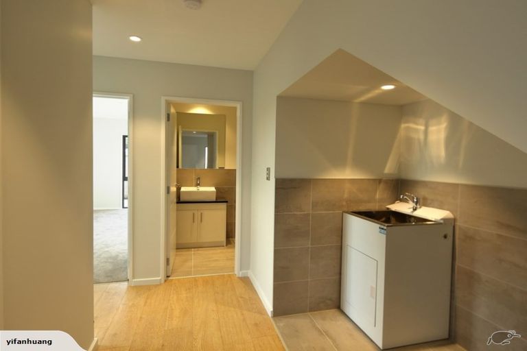 Photo of property in 29 Meritage Lane, Te Atatu South, Auckland, 0610