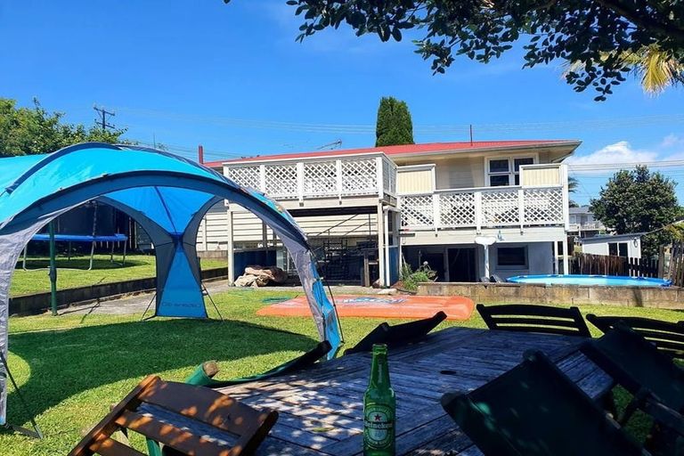 Photo of property in 9 James Street, Glenfield, Auckland, 0629