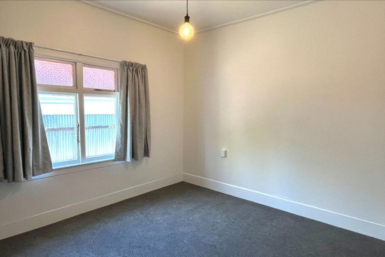 Photo of property in 89 Victoria Avenue, Palmerston North, 4410