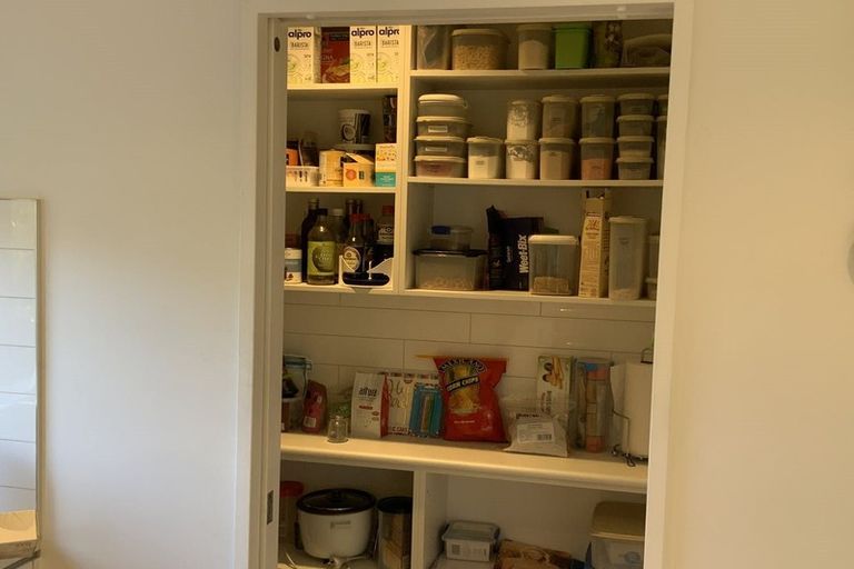 Photo of property in 40 Lakeside Drive, Orewa, 0931