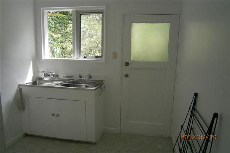 Photo of property in 1/82 Barnard Street, Wadestown, Wellington, 6012