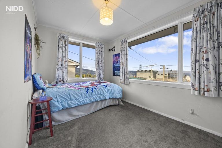 Photo of property in 6 Hanlon Street, Halfway Bush, Dunedin, 9010