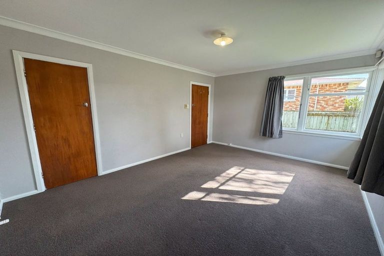 Photo of property in 4 Alton Place, Hokowhitu, Palmerston North, 4410