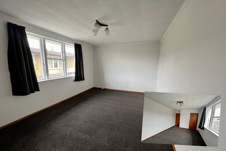 Photo of property in Charleston Flats, 2/8 Moeraki Road, Maoribank, Upper Hutt, 5018