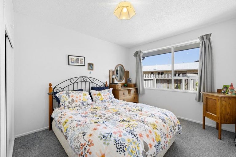 Photo of property in 31 Lakewood Drive, Burwood, Christchurch, 8083