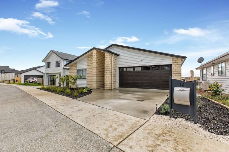 Photo of property in 16 Kiwa Crescent, Gulf Harbour, Whangaparaoa, 0930