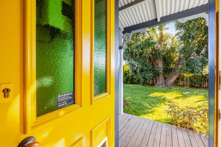 Photo of property in 83 Meeanee Road, Taradale, Napier, 4112