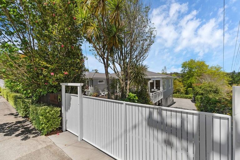 Photo of property in 60 Mcentee Road, Waitakere, Auckland, 0816