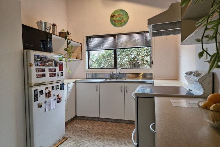 Photo of property in 6 Hickford Place, Okato, 4335