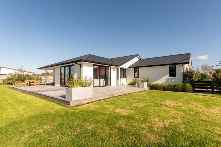 Photo of property in 39 Dawson Road, Snells Beach, 0920