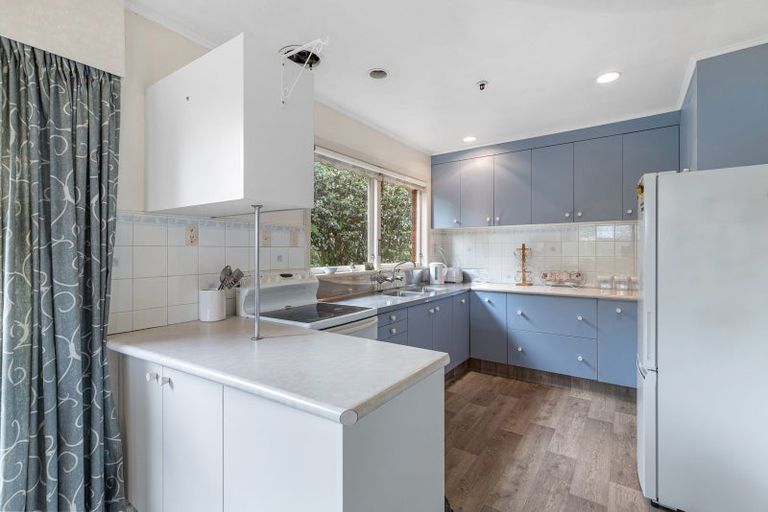 Photo of property in 22 Sutton Crescent, Hillcrest, Hamilton, 3216