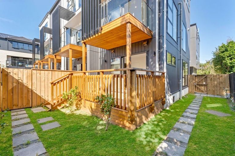 Photo of property in 4/65 Friedlanders Road, Manurewa, Auckland, 2102